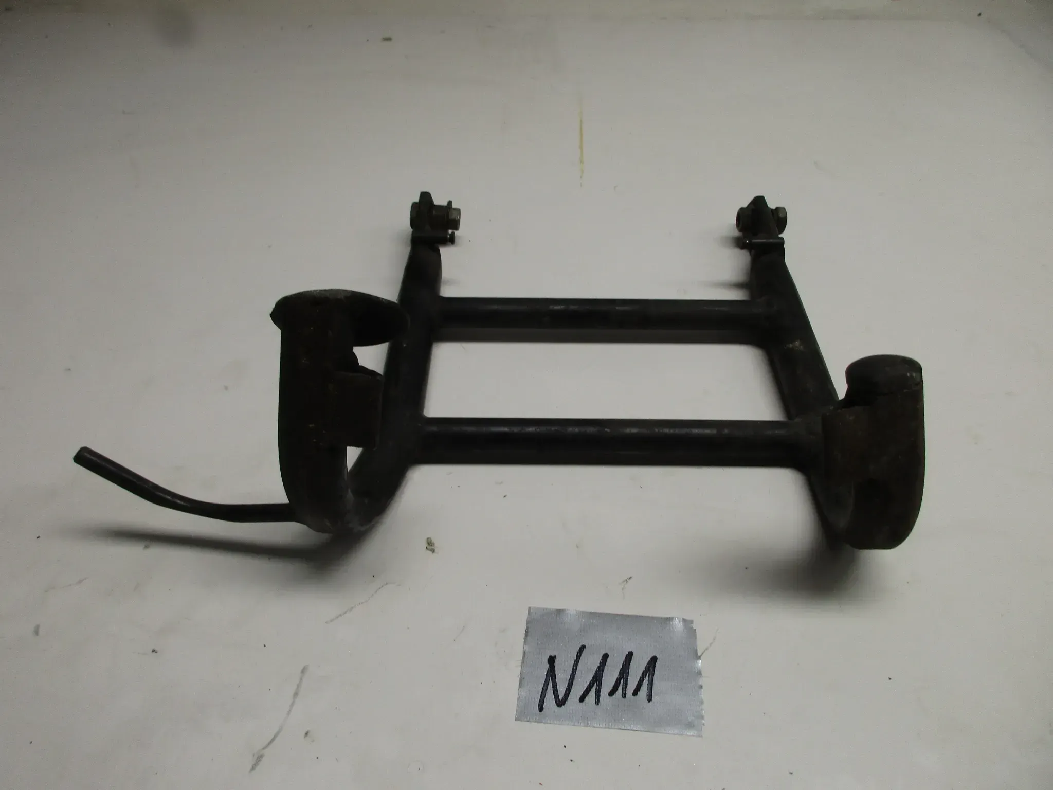 N111 BMW R75/6 Mittelständer main stand Hauptständer - Bild 1
