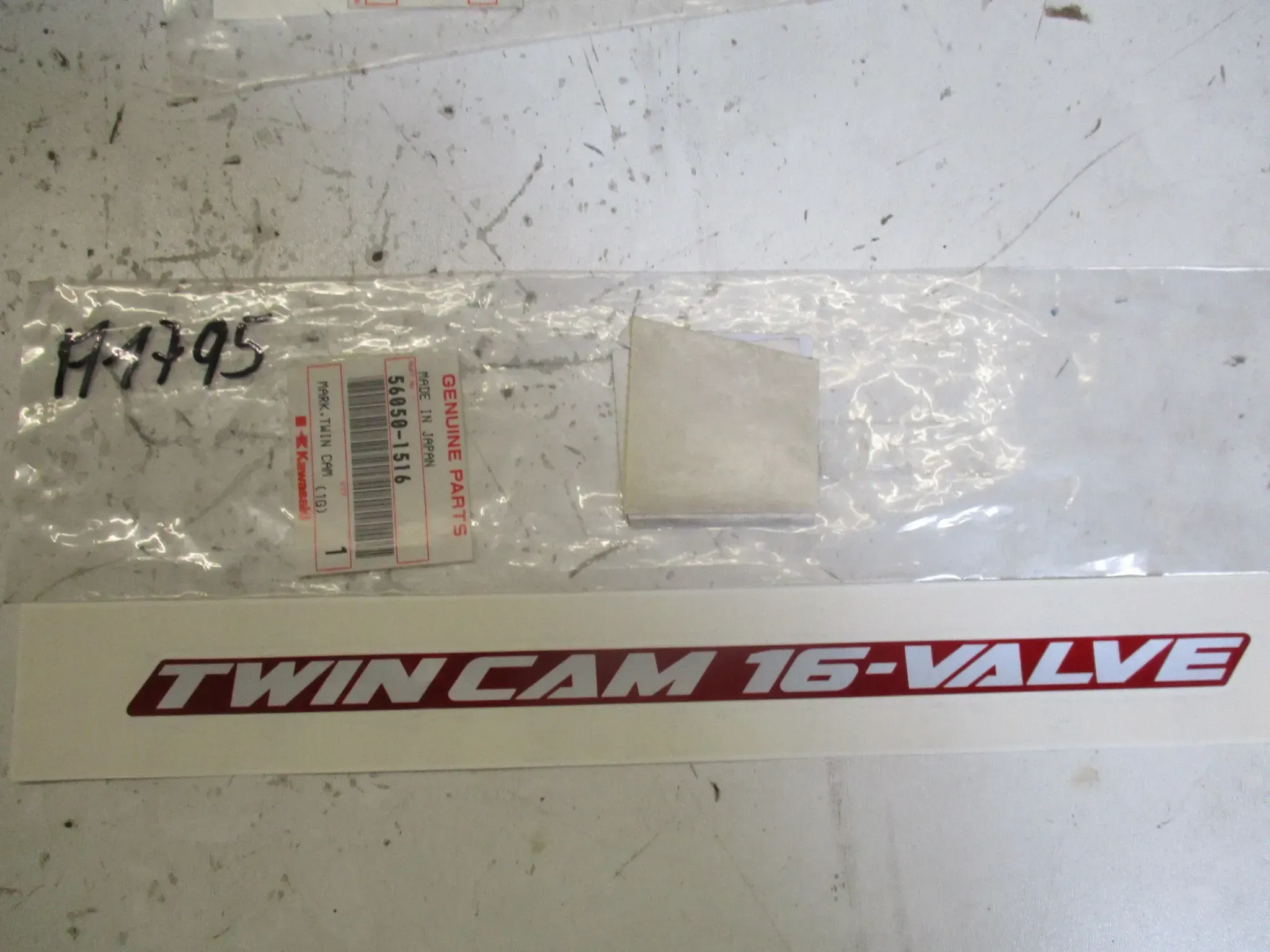 A1795 Kawasaki ZZ-R 600 Dekorstreifen 56050-1516 Emblem oben - Bild 1