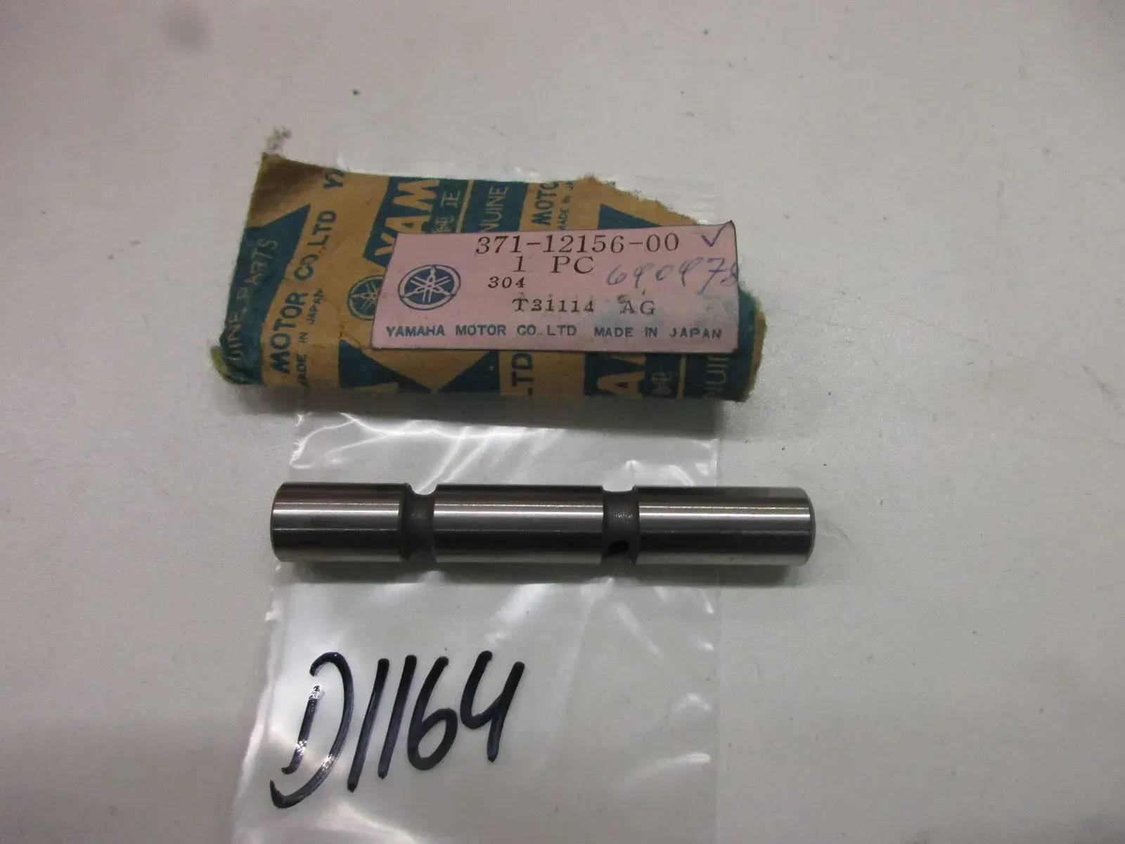 Kipphebelwelle 371-12156-00 D1164. Yamaha XS 500 Motor Welle Ventil Zylinderkopf - Bild 1