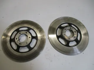 2. Suzuki GS 550 E Bj.78 Bremsscheibe vorne rechts links 6,00 mm brake disc fron - Bild 3