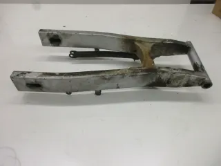 Schwinge Hinterrad Aufhängung 2. Suzuki GSX 600 F GN 72 B Rahmen Felge swing arm - Bild 5