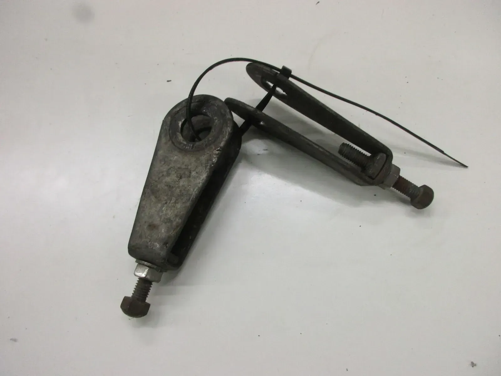 Kettenspanner Antriebskette Suzuki GS 550 D GS 550 E Kettenspannersatz - Bild 1