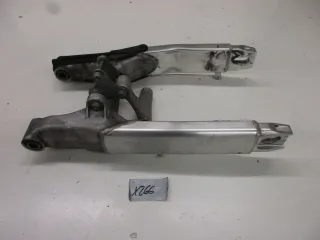 Schwinge Hinterrad X266 Honda VTR 1000 F SC36 Umlenkung Aufhängung Rahmen Felge - Bild 1