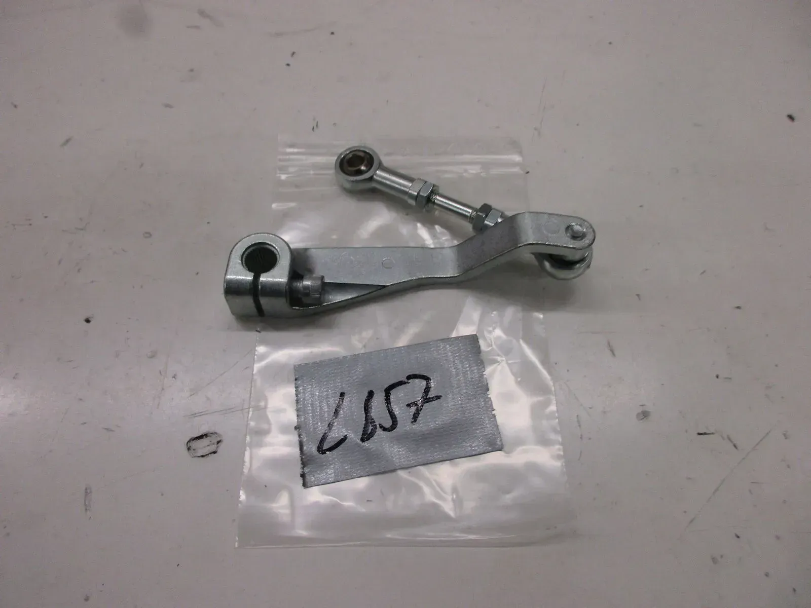 Umlenkung Schalthebel L157. Harley Davidson Breakout FXBRS Ganghebel Aufnahme - Bild 1