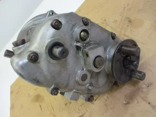 Getriebe 22423180120 Gehäuse BM59 BMW R 25/3 Getriebeblock gear box Lagerauflösu - Bild 3