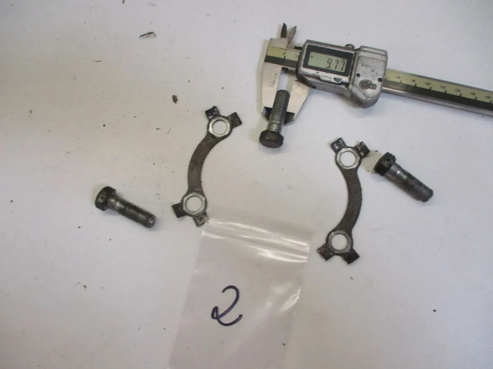 Bremsscheibenschrauben M10x39 mm Kawasaki Z 1000 MK2 KZT00A vorne (2) Sicherungs - Bild 1
