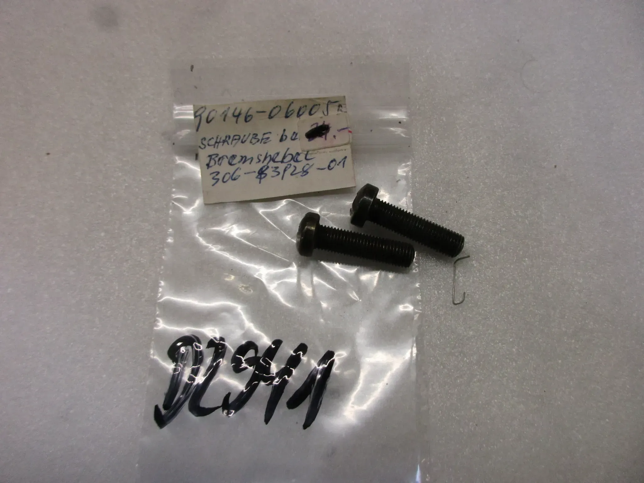 D2941 Yamaha XS 500 Schraube Armatur 90146-06005 Bremspumpe Hebel - Bild 1