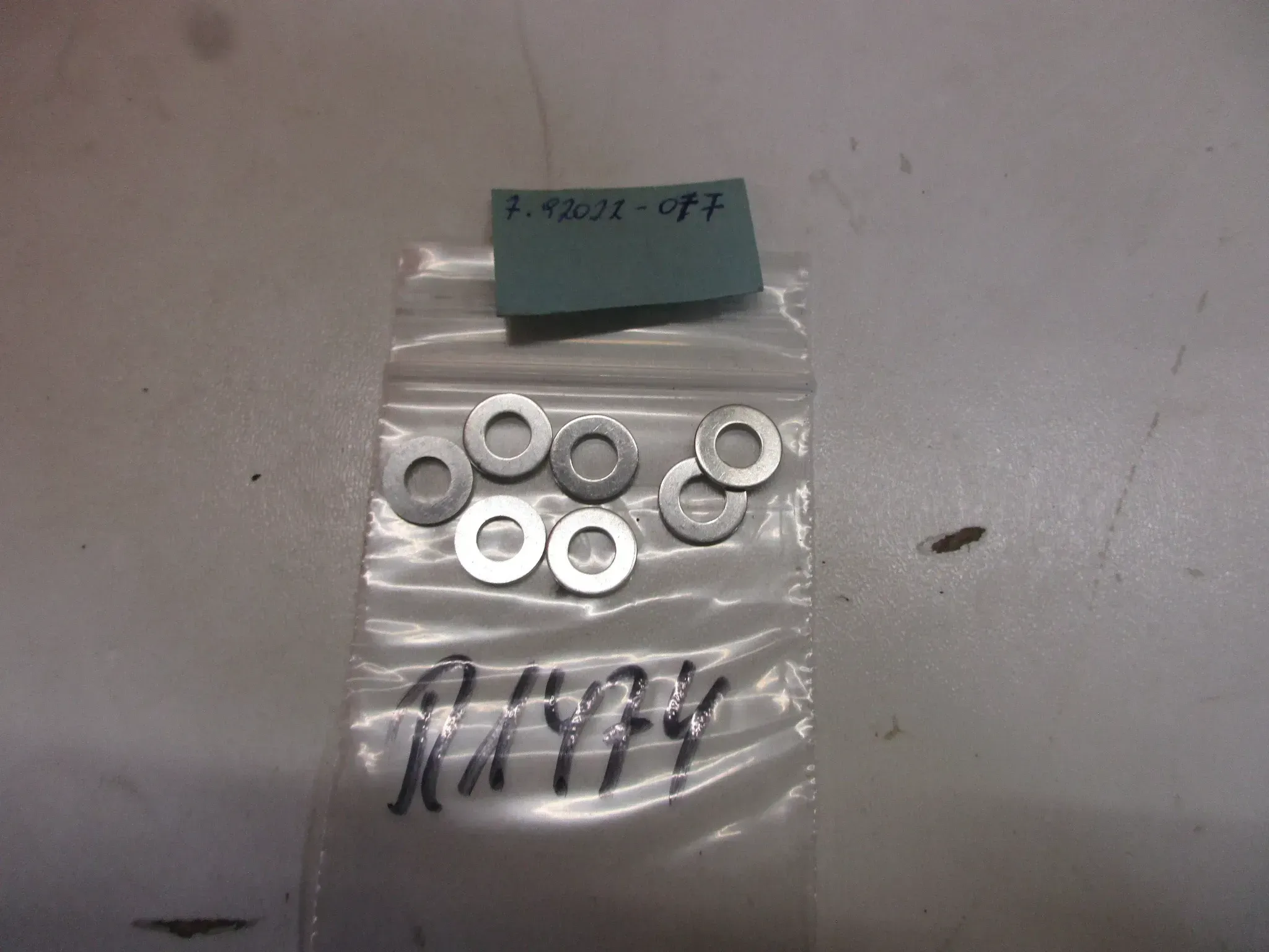 R1474 Kawasaki ZR 750 C  ZX-9R Unterlegescheiben 92022-077 Motordeckel 6,1x12,1 - Bild 1