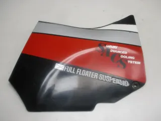Suzuki GSX-R 750 GR 75 A Knicker Seitenverkleidung Sitzbank rechts 47111-27A0 - Bild 1