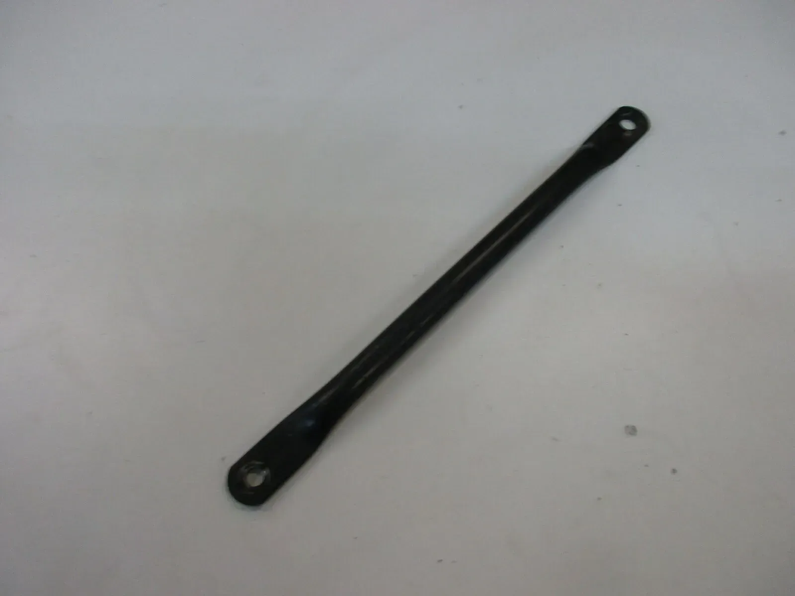 O1. Suzuki GSX 400 E GK 53 C Strebe Halter Schwinge Bremssattel Rahmen - Bild 1