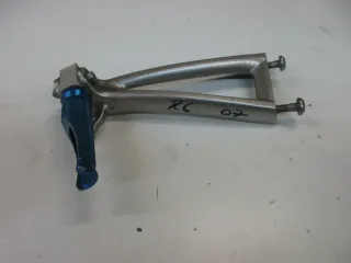 Yamaha YZF-R6 RJ11 Fußraste hinten links Fussrastenhalter Soziusraste Fussraste - Bild 4
