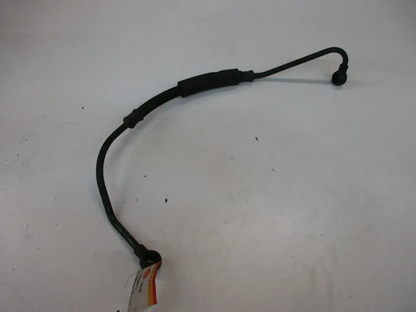 O. Suzuki GSX 600 F GN72B Ölkühlerleitung rechts Ölkühler Motor Ölleitung - Bild 1
