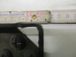 3. Honda GL 1100 SC02 Goldwing Deckel Abdeckung Sicherungskasten Gummi Blende - Bild 2