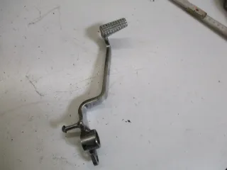 3. Kawasaki ZR-7 S ZR750F Bremspedal Fußbremspedal rechts unten brake pedal - Bild 1