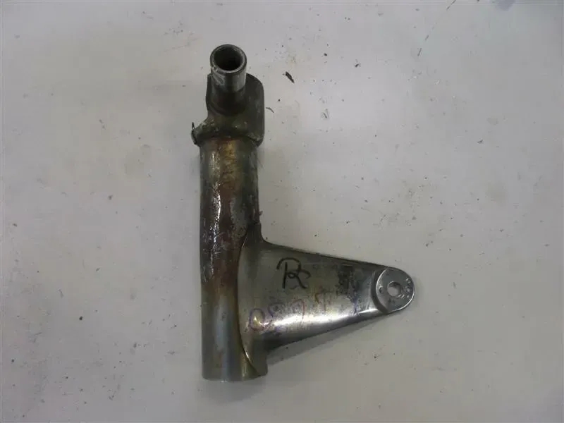 HONDA CB 650 C RC05 SCHEINWERFERHALTER RECHTS LAMPENHALTER RAHMEN SCHEINWERFER - Bild 1
