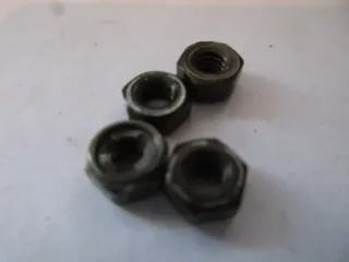 D3162 Yamaha RD 125 RD 50 Muttern Schraube 95306-04600 Nut Verkleidung - Bild 2