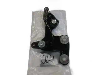 J271 Harley Davidson Softail FXST Fußrastenhalter rechts Fussraste Auspuffhalter Aufnahme - Bild 3