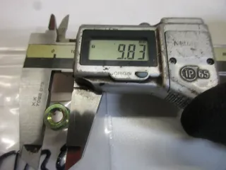 E1230 Suzuki GT 250 TS 250 Mutter Schraube 57433-11010 Rahmen Lenker lever Nut - Bild 3