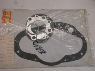 E1642. Suzuki GT 500 Dichtung Motor 11400-15830 Dichtungssatz Dichtungskit seal - Bild 3