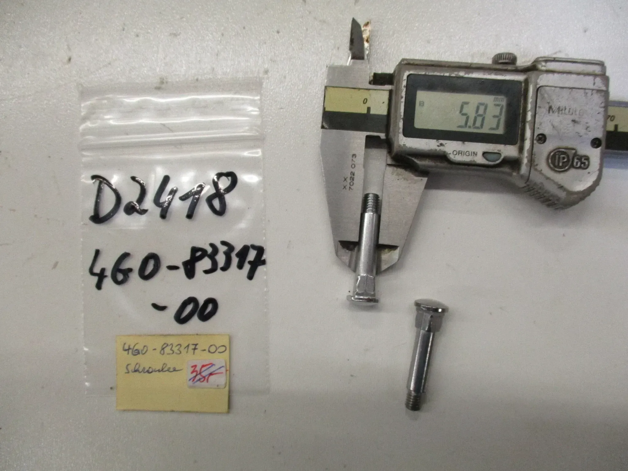 D2418 Yamaha XJ 550_900 Blinkerbolzen ET 4G0-83317-00 Blinker vorne M6x33 mm - Bild 1