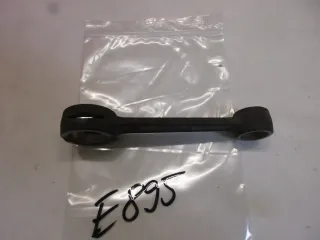 E895. Suzuki Pleuel Motor S38 Pleuelstange Kurbelwelle connecting rod - Bild 2