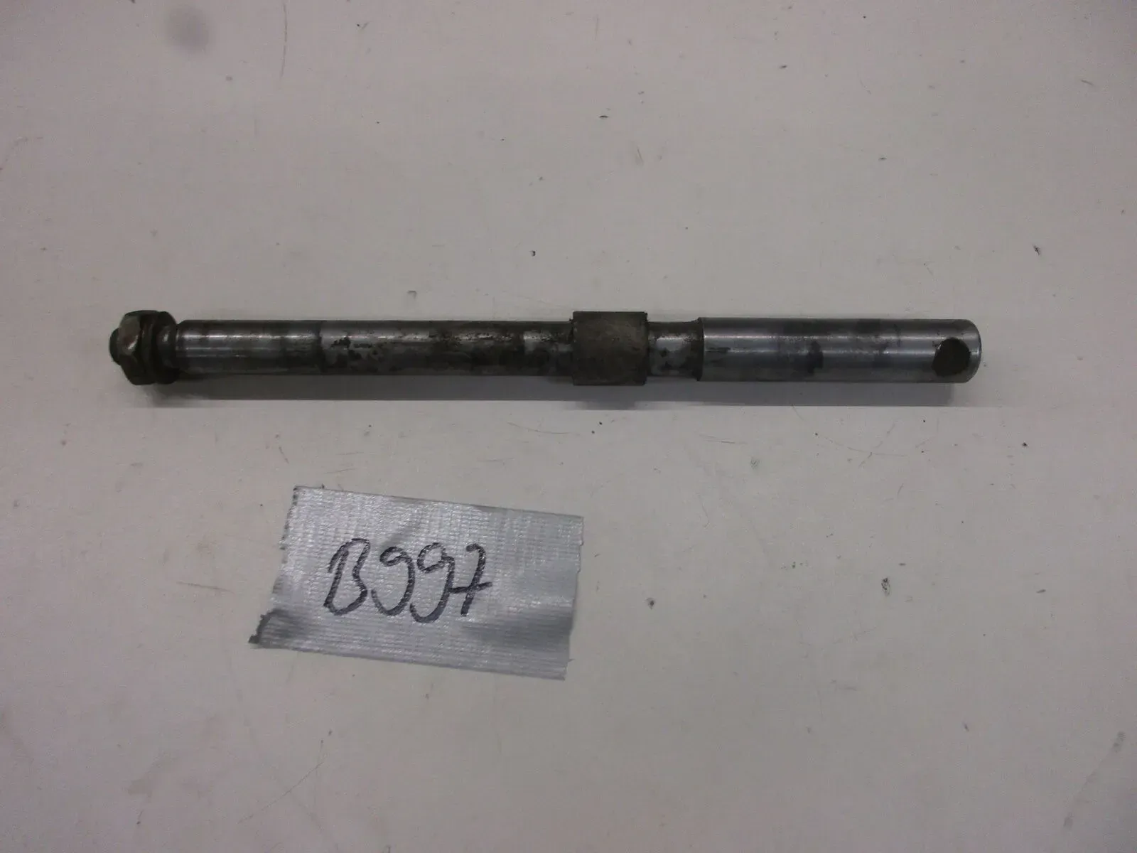 Steckachse Achse B997 BMW R45 R65 vorne Felge 17 mm Vorderradachse Bolzen axle - Bild 1