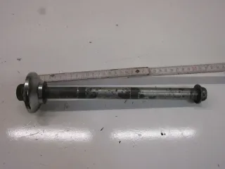 1. Kawasaki Z 1000 ST KZT00E Steckachse 20 mm Achse hinten Hinterrad axle rear - Bild 1