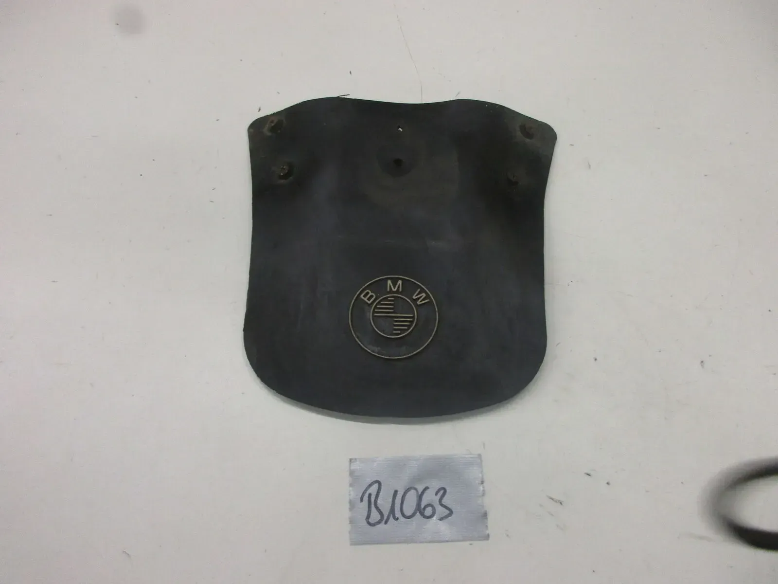 B1063 BMW Spritzschutz Gummilippe Fender Spritzlappen hinten Schmutzfänger - Bild 1