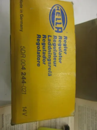 B1046 Hella Spannungsregler Lichtmaschine 14V Regler 5DR004244-021 - Bild 5