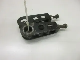 1. Kawasaki Z 550 LTD KZ550B Kettenspanner rechts links Kettenspannersatz Antrie - Bild 3