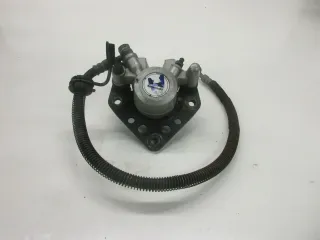 6. Kawasaki GPZ 600 R ZX600A Bremssattel hinten Bremszange Bremskolben Bremse - Bild 2