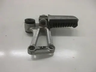 5. Kawasaki GPZ 600 R ZX600A Fußrastenhalter hinten rechts mit Fussraste Sozius - Bild 2