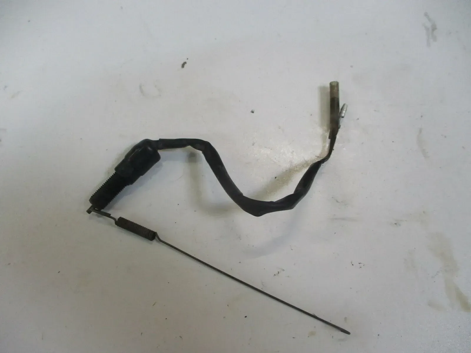 4. SUZUKI GSX 400 E GK 53 C Bremslichtschalter mit Feder hinten Stoplichtschalte - Bild 1