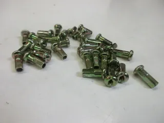 A559. Suzuki Speichennippel Felge Speichenfelge Speiche Nut Nippel Original - Bild 2