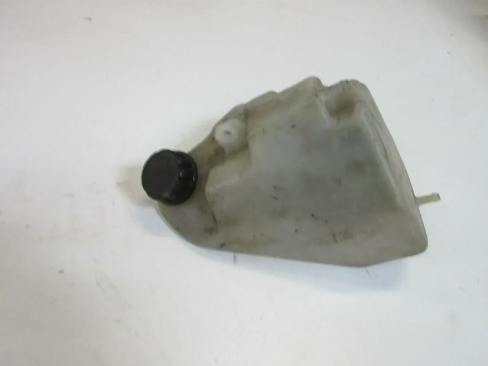 O. Kawasaki GPZ 750 R ZX 750 G Kühlmittelausgleichsbehälter Motor Kühler Tank - Bild 1