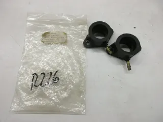R226. Kawasaki Z 550 LTD KZ550 Ansaugstutzen Vergaser Vergaserstutzen Gummi - Bild 1