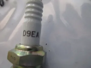 R1889 NGK D9EA Honda CB 125 XL 125 XR 125 Zündkerzen Ø 12 mm Motor - Bild 4