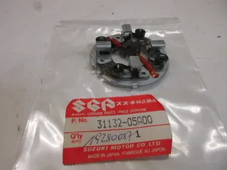 E470. Suzuki GV 1400 GD Zündverteiler 31132-05A00 Zündung Starter Motor brushes - Bild 4