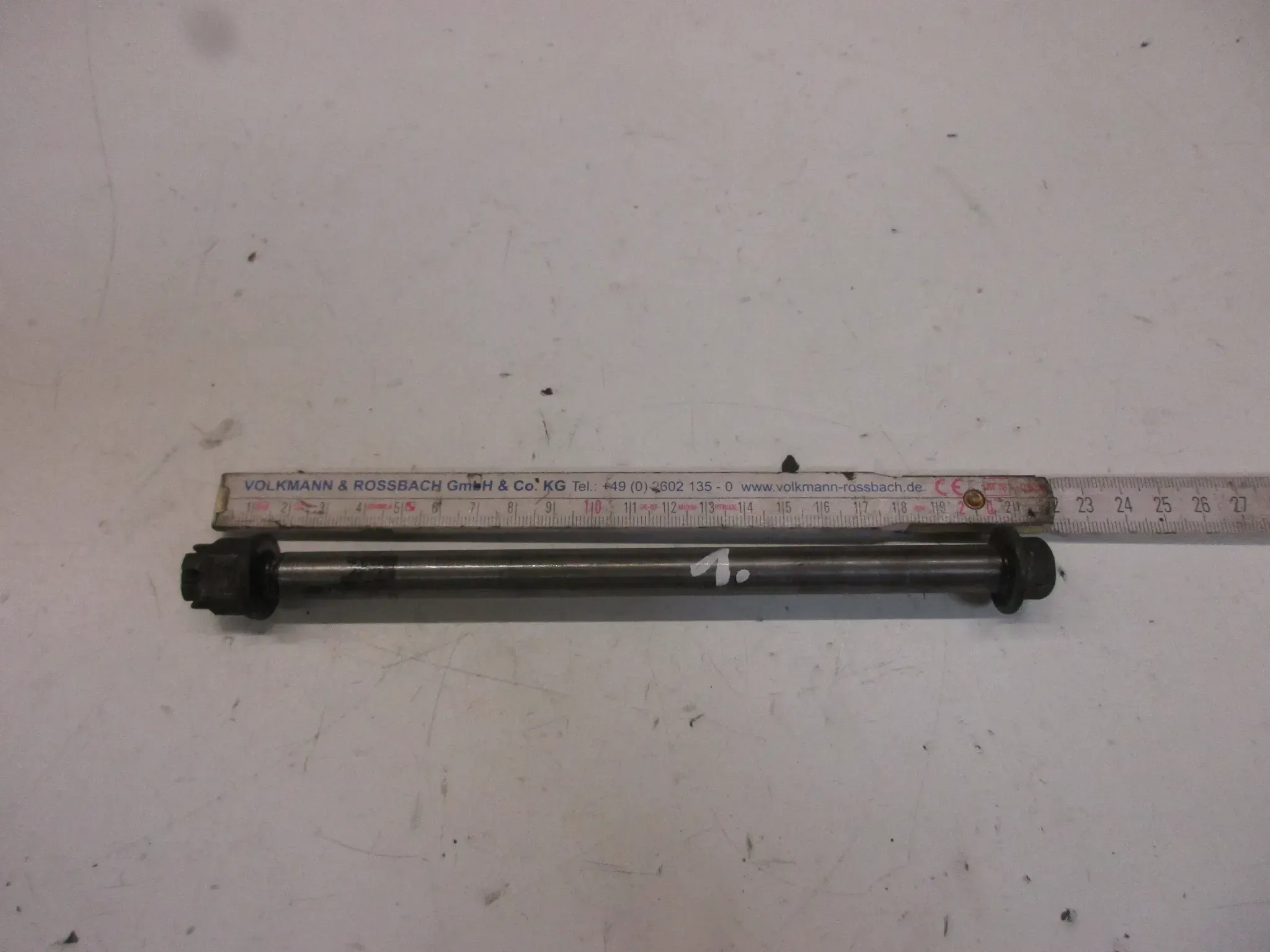 H1. Honda XL 185 S Steckachse Achse vorne 12 mm Vorderrad (1) Felge Bolzen axle - Bild 1