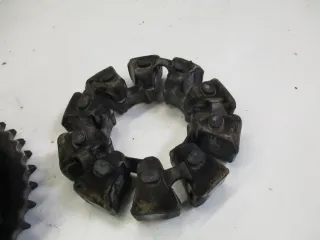 3. Kawasaki ZR-7 S ZR750F Kettenradträger mit Ruckdämpfer Gummi Antriebsgummi - Bild 2