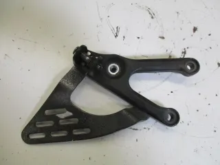 1. Yamaha YZF-R6 RJ095 Fußrastenhalter vorne links für Fußraste foot rest front left - Bild 2