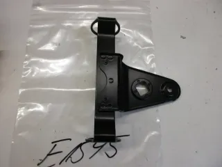 E1545. Suzuki GS 1000 Lampenhalter 51530-49000-291 vorne rechts Scheinwerferhalter - Bild 3