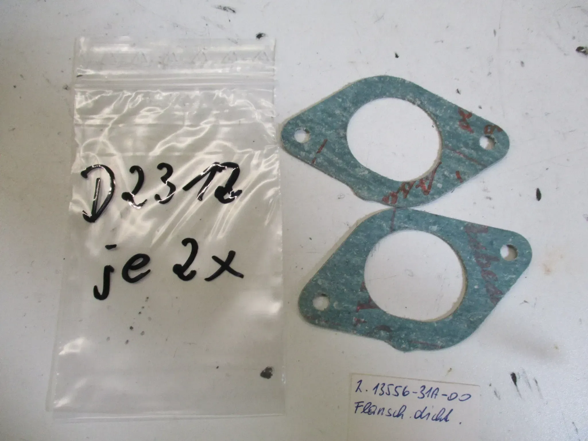 D2312 Yamaha XJ 900 Dichtung 31A-13556-00 Vergaserdichtung Flanschdichtung Ansaugstutzen - Bild 1