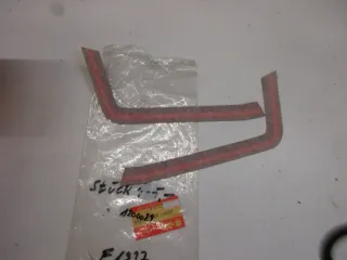 E1937. Suzuki GS 750 Aufkleber 68100-45860-63A Dekor Verkleidung Emblem Logo Streifen - Bild 1