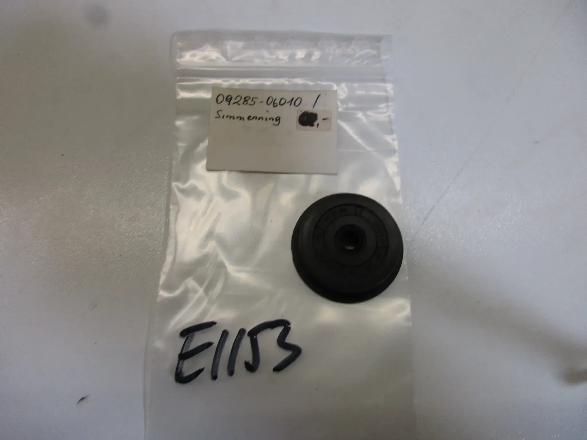 E1153 Suzuki GS 250 Dichtung Simmerring 09285-06010 Kupplung Wellendichtring 6x31x9 - Bild 1