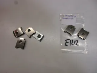 E1212 Suzuki Schraube Mutter 09148-05017 Nut Rahmen Verkleidung M3 mm Buchse - Bild 1