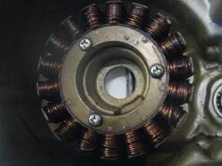1. HONDA GL 1100 SC02 GOLD WING 82 LICHTMASCHINE STATOR LICHTMASCHINENDECKEL - Bild 5
