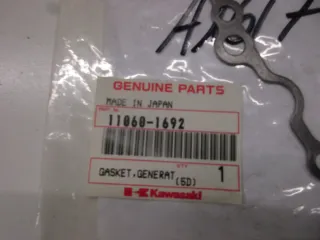 A1617 Kawasaki KLR 600 KL600A Lichtmaschinendeckeldichtung Motor 11060-1692 Original seal - Bild 4
