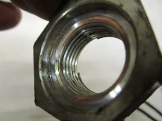 1. Suzuki GSX 750 AE Inazuma Ritzelmutter SW32 Sicherung - Bild 3