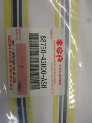 E1685. Suzuki VL 800 Aufkleber Dekor 68750-43H00-ASH Verkleidung Streifen Fender Logo - Bild 5
